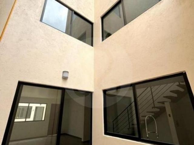 Casa en condominio en venta en Lomas de Padierna