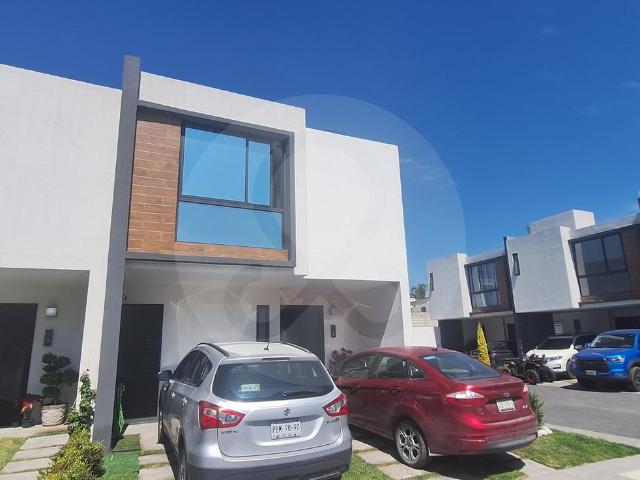 Casa En Condominio en venta en Los Sauces 3 Rec?maras