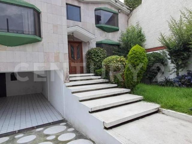 Casa en Condominio en Venta en La Virgen, Metepec, Estado de México