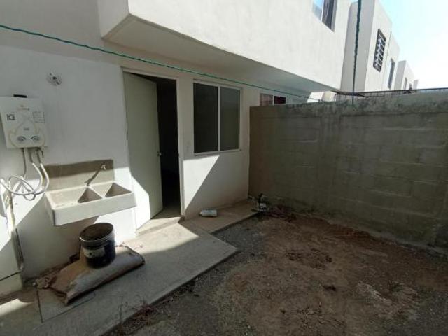 Casa en condominio en venta en San Miguel, Zumpango, México