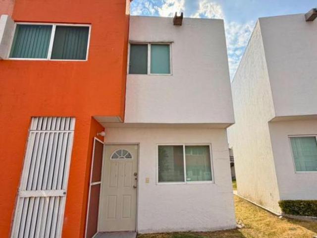 Casa en Condominio en Venta en San Juan Texcalpan