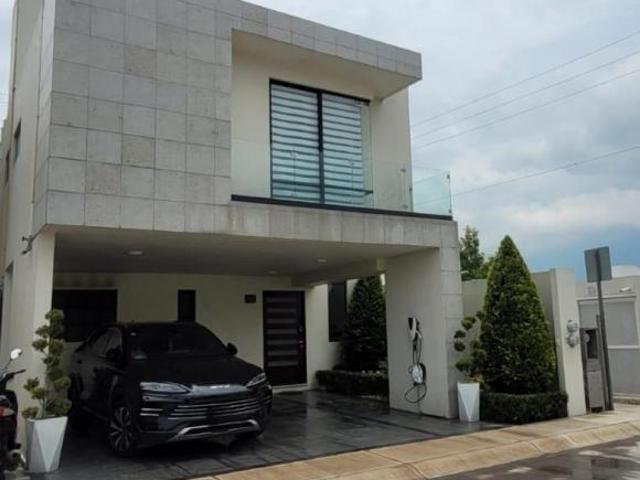 Casa en condominio en venta en San Pedro Cholula, Ocoyoacac, México