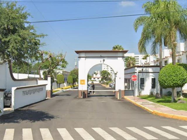 Casa en Condominio en Venta en Privada de los Portones, Querétaro