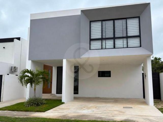 Casa en condominio en venta en Pueblo Conkal