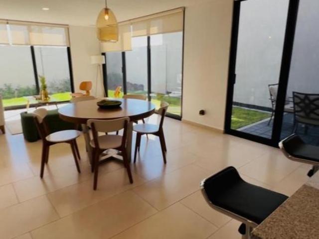 Casa en condominio en Venta en Querétaro, Zarú
