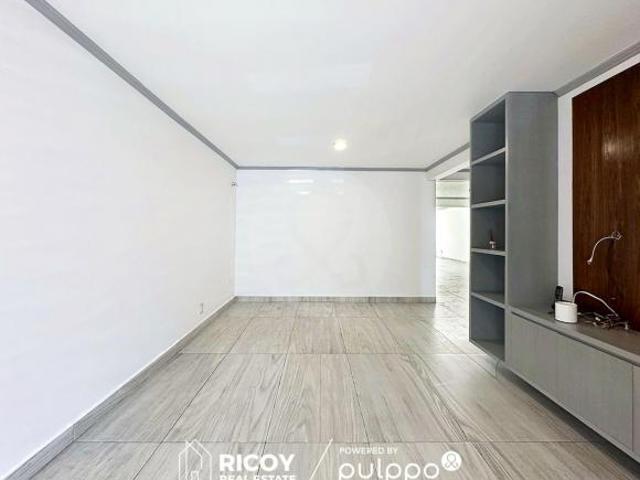 Casa en condominio en venta en Real del Sur