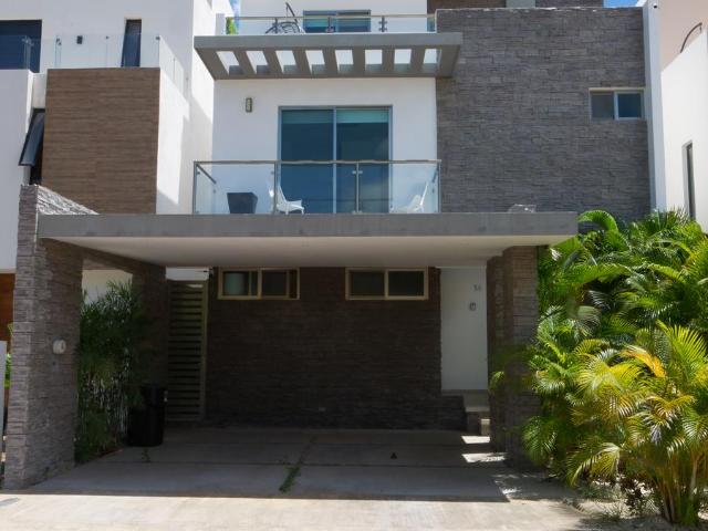 Casa en condominio en venta en Residencial Aqua, Canc?n
