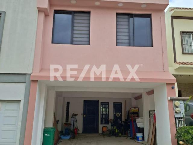 Casa en Condominio en Venta en Residencial Los Pinos, La Mesa Tijuana