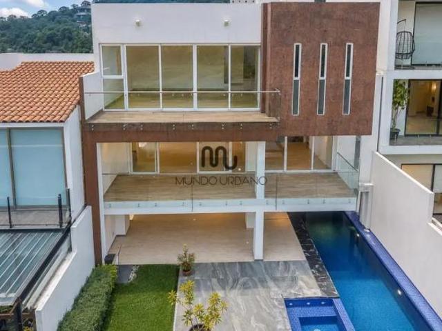 Casa en condominio en Venta o Renta en Bosque Real Privada de la Isla