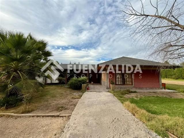 Casa en Condominio el Duraznal con recepcion final | 4 dormitorios por 535000. 00 en Calera de Tango