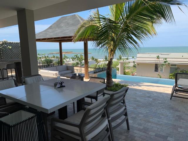 CASA EN CONDOMINIO ESCLUSIVO CABO MERLÍN ZORRITOS