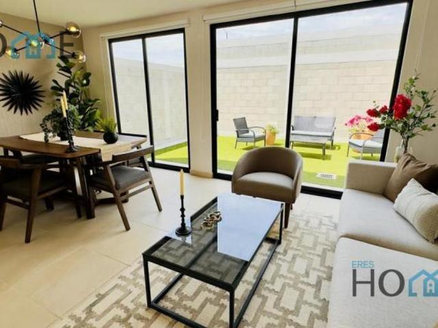 Casa en condominio. ¡Excelentes amenidades!