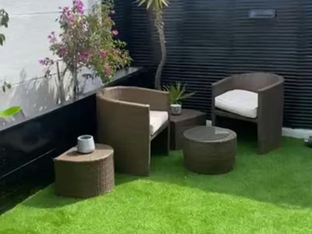 Casa en condominio familiar en los almendros, reñaca | 4 dormitorios por 8600.00 en Viña del Mar