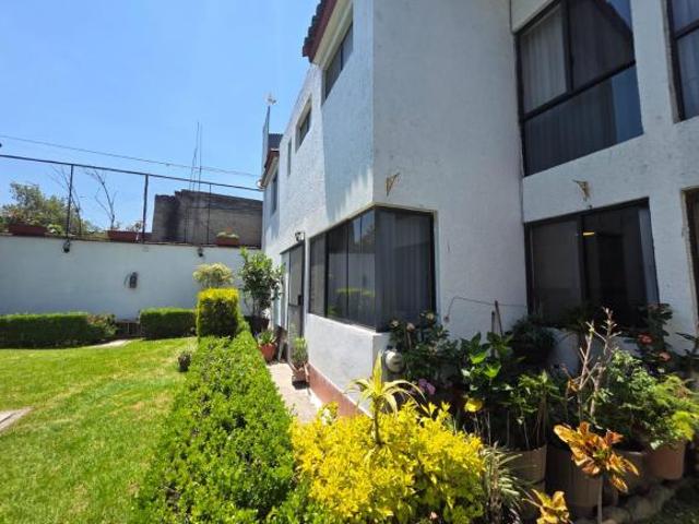 Casa en Condominio horizontal, 2 lugares de estacionamiento de acceso independie