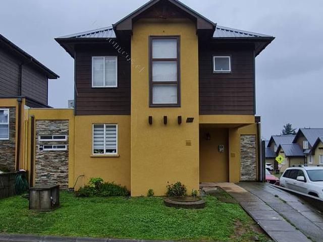 Casa en condominio hacienda Las Mariposas, Temuco