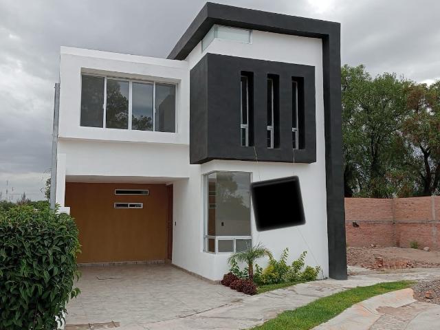 Casa en condominio Jesús María