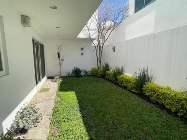 Casa en condominio La Condesa