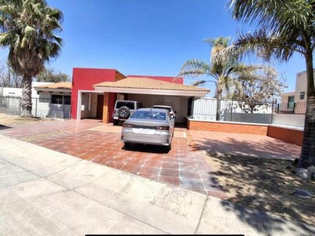 Casa en condominio Las Ardillas en Ciudad Bugambilia, Zapopan