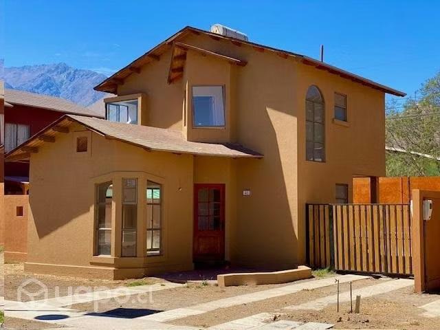 Casa en Condominio Montaña de la Luna, Vicuña | 3 dormitorios por 3400.00 en Vicuña