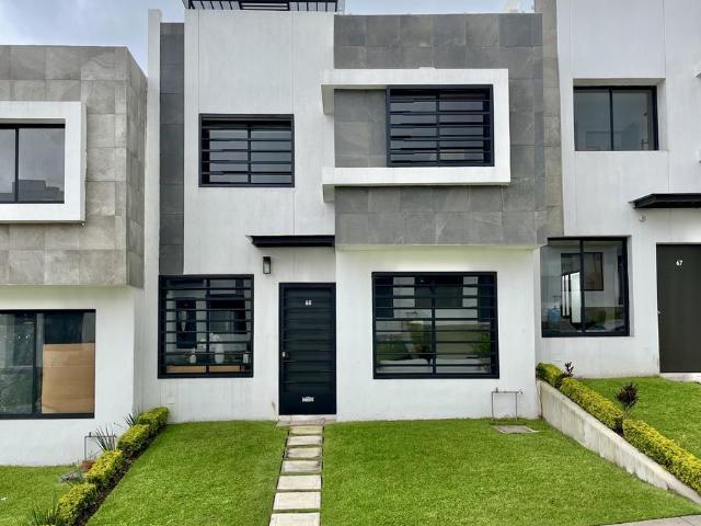 Casa en condominio norte de Cuernavaca, Ahuatl?n