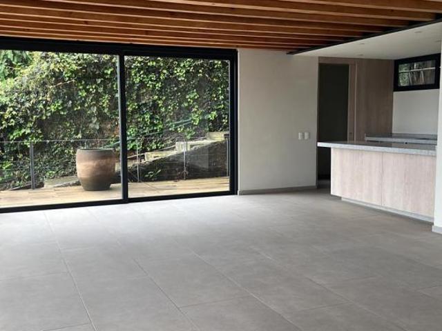 CASA EN CONDOMINIO NUEVA, CALLE DEL ARTISTA.CERCA DEL CENTRO.VALLE DE BRAVO