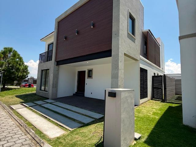 Casa en condominio San Miguel Totocuitlapilco
