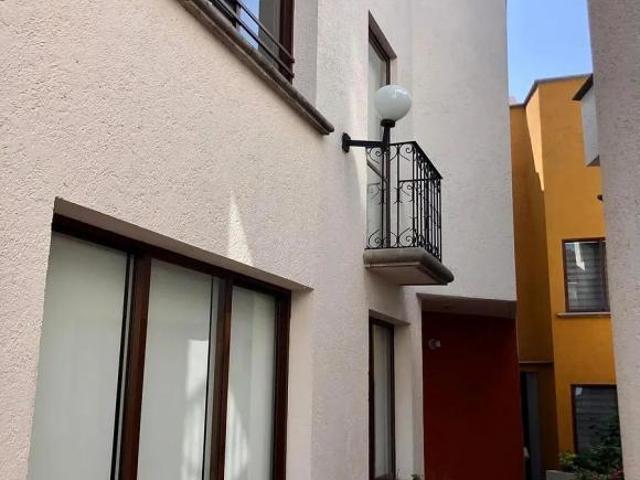 Casa en condominio san ángel