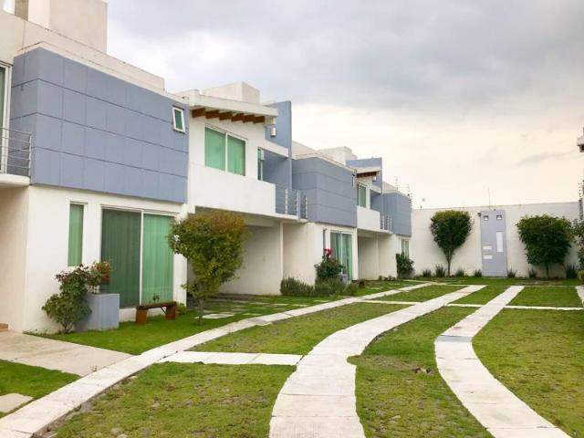 Casa en condominio San Salvador Tizatlalli