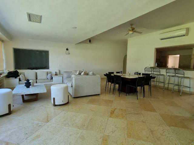 Casa en condominio para renta vacacional ubicada en Zona Diamante de Acapulco, Guerrero