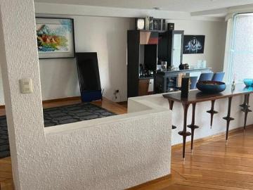Venta Casa en Lomas Country condominio Placet