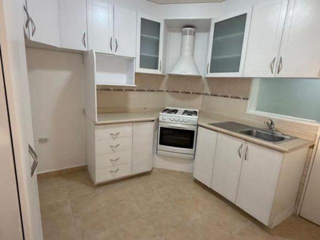 Casa en condominio privado sobre Calzada de las Águilas – seguridad y excelente ubicación