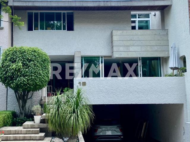 Casa en Condominio Venta Jardines del Pedregal de 400 mts, calle Agua