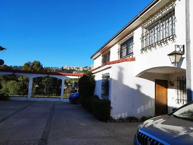 Casa En Condominio, Viña Centro, 4d+3b, Patio Y Terraza