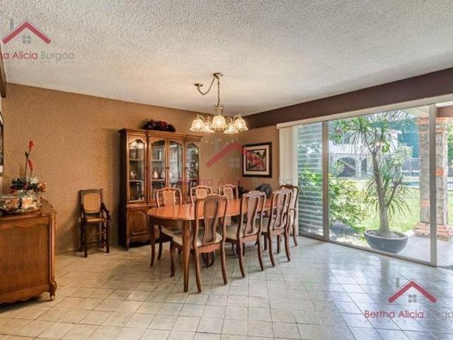 Casa en Condominio Zona Dorada