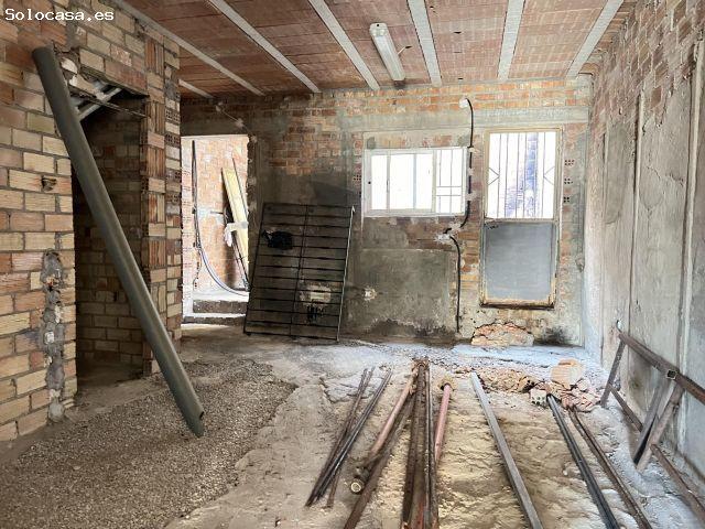 CASA EN CONSTRUCCION EN ALAMEDA¡
