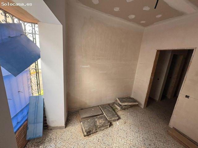 Casa en Construcción: Espacios Amplios y Luminosos en calle Vilches !