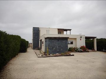 Casa en venta en Cerro La Virgen - Estacionamiento