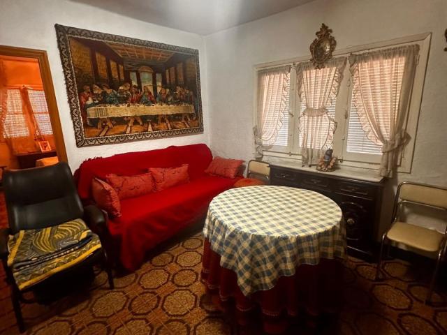 Casa en Cortes, 90.000€