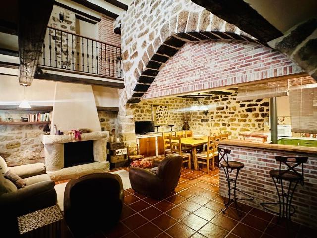 Casa en Cretas