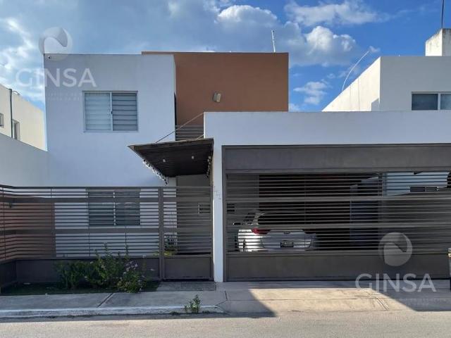 Casa en Dzity?