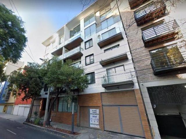 Casa en Del Valle Centro, Remate bancario. GRAN PLUSVALIA