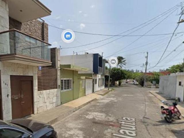 CASA EN EXCELENTE PRECIO. COL. MIGUEL ALEMAN, VERACRUZ