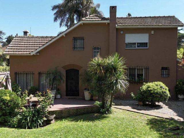 Casa en Edison 100