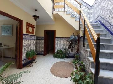 CASA EN EL CENTRO