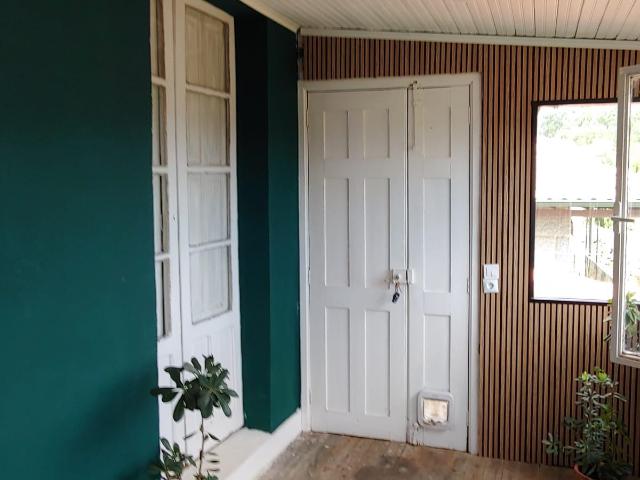 Casa en el centro de Cenlle con jardín