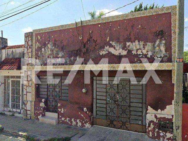 CASA EN EL CENTRO PARA REMODELAR, A UNAS CUADRAS DEL PARQUE LA PLANCHA
