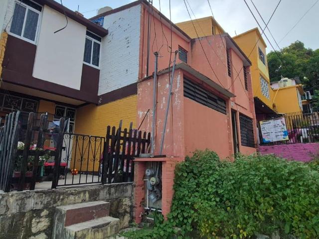Casa en el Coloso, Primera Etapa
