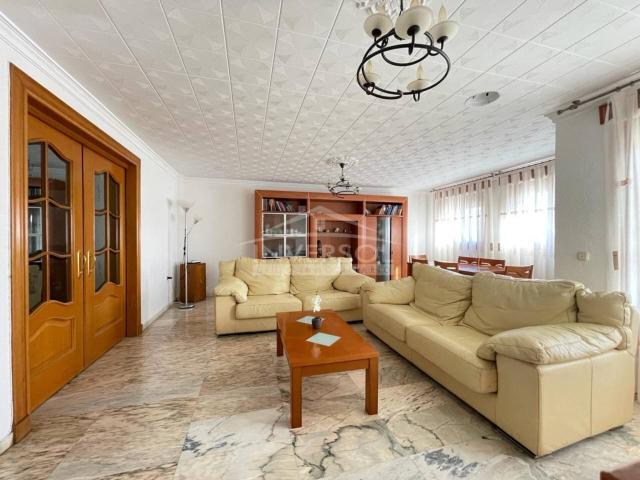 CASA EN EL PALMERAL DE BALERMA