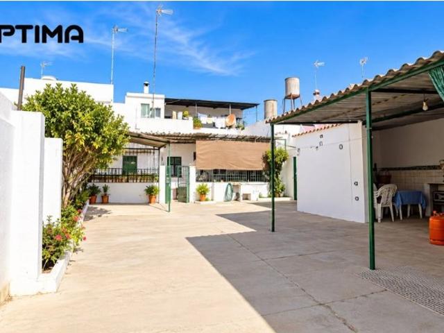 CASA EN EL ROCIO | EN VENTA