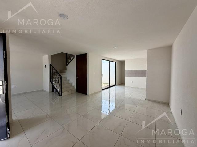 Casa en El Saucillo de 3 habitaciones con rooftop